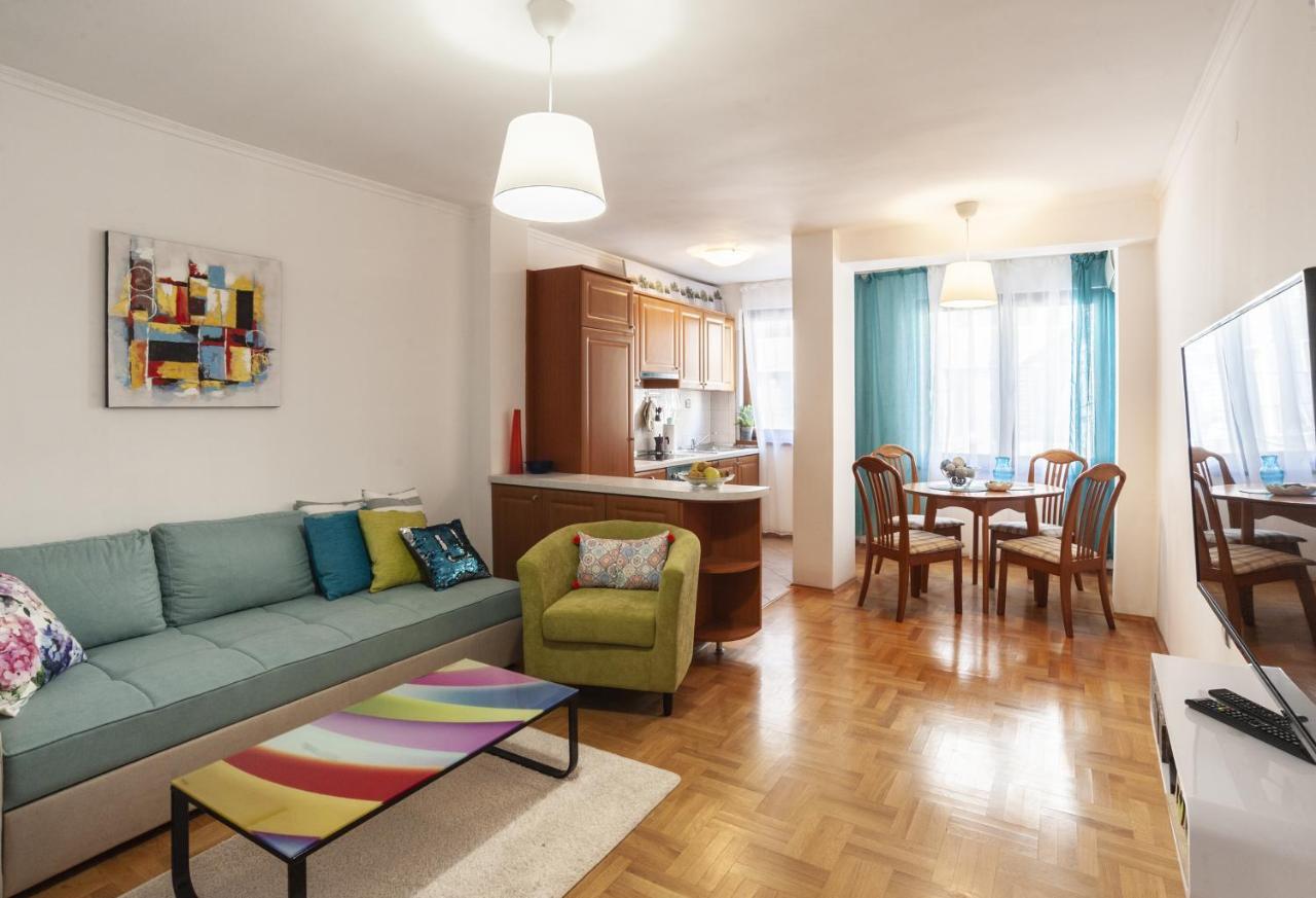 Sea Apartment Colours Burgas Екстер'єр фото
